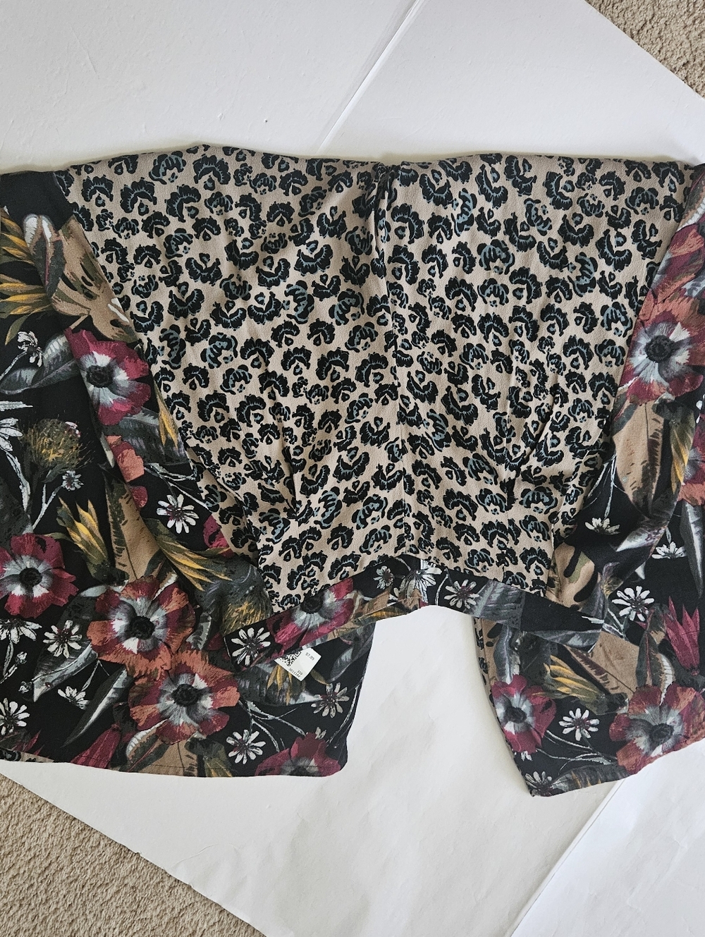 Free People"In the mix" Wide Leg Pants, cheetah floral Sz M - Picture 5 of 6